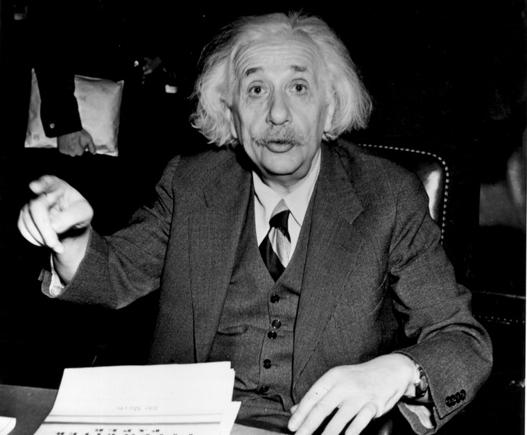Albert Einstein – az amerikai atomprogram támogatásaEinstein nem vett részt az atombomba megépítésében, neve mégis kapcsolódik az amerikai atomprogram történetéhez