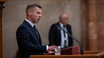 Eltölthet több mint egy teljes napot Magyar Péterrel