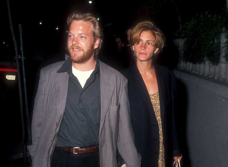 Julia Roberts és Kiefer SutherlandJulia Roberts és Kiefer Sutherland 1991-ben már az esküvőjüket tervezték, amikor végül lefújták a ceremóniát