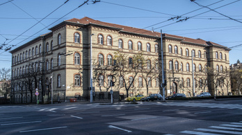 Válság a budapesti belgyógyászatokon, tömegével küldhetik haza a krónikus betegeket