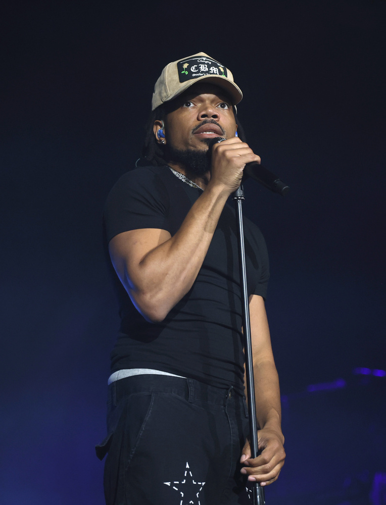 Chance the RapperChance the Rapper nemcsak a zenei karrierjével, hanem szülővárosa, Chicago fiataljainak támogatásával is szeretne maradandót alkotni