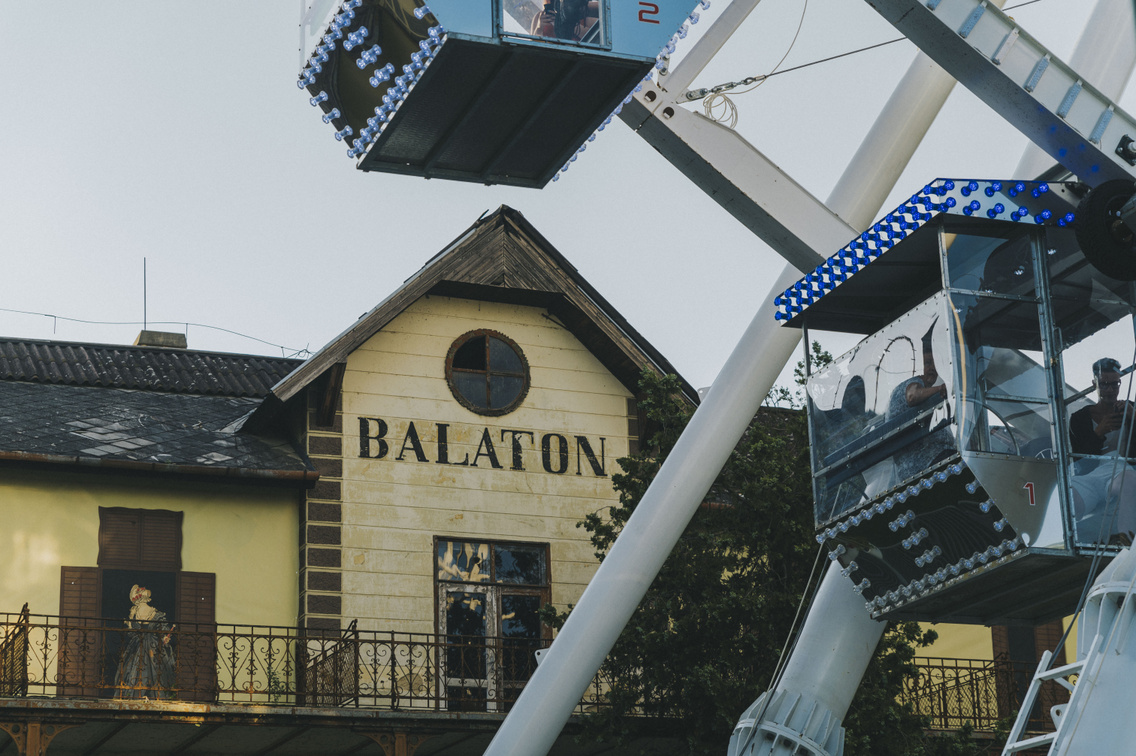 A Balaton szálló