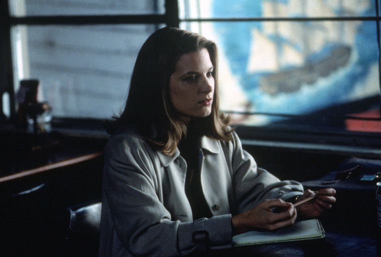 Bridget Fonda hétfőn Los Angelesben intézte a teendőit, és a megszokottnál ritkább nyilvános megjelenése során látványos, mintegy 45 kilós fogyását is megmutatta