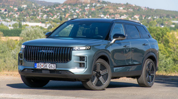 Kína RAV4-ese spórolni is megtanult
