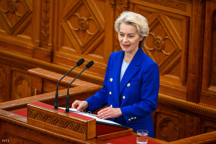 Ursula von der Leyen, az Európai Bizottság elnöke beszédet mond az 1956-os forradalom és szabadságharc 70. évfordulója alkalmából tartott ünnepi parlamenti megemlékezésen az Országházban 2026. október 23-án