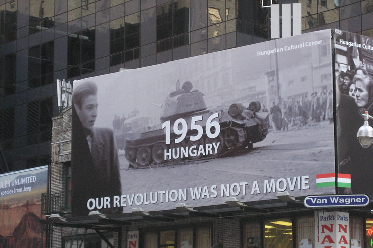 „A mi forradalmunk nem egy film” – mégis kólareklám lett belőle