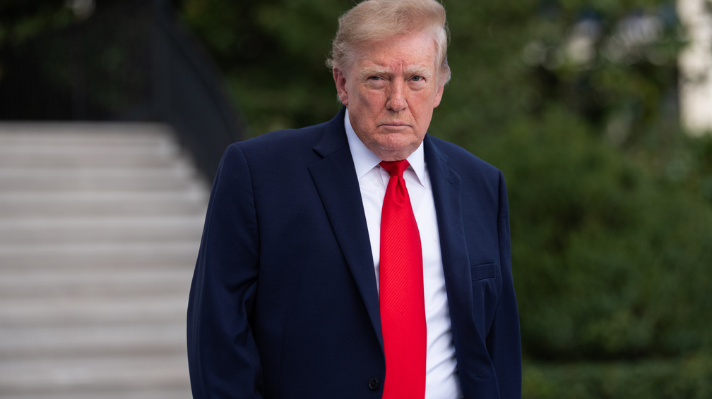 Az új Baba Vanga ijesztő Donald Trump-jóslatáról beszél most a világ – hátborzongató, ami történt