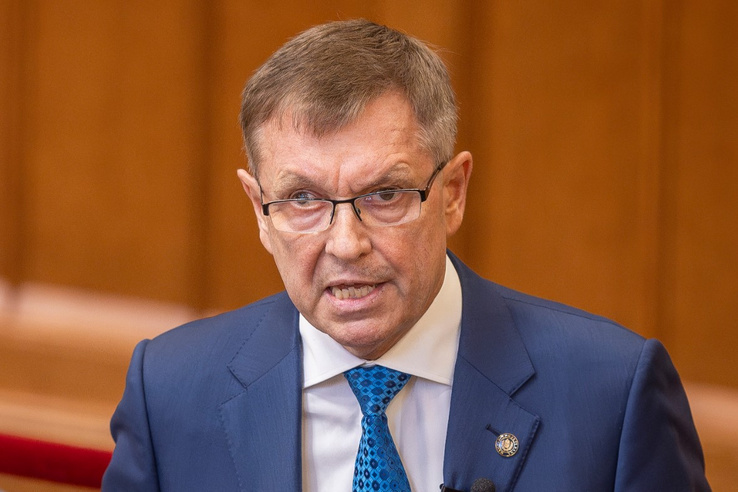 Tíz év börtönt kapott Matolcsy György rokona háborús bűntett miatt