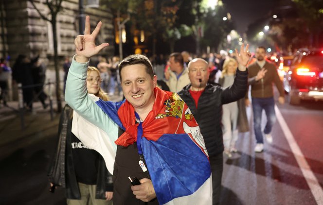 Brüsszel és a szomszédos országok vezetői is üzentek a&nbsp;szerbiai egyetemisták győzelme után