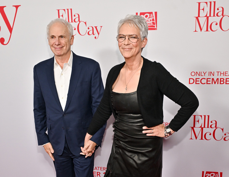 Jamie Lee Curtis és Christopher GuestJamie Lee Curtis már azelőtt biztos volt benne, hogy Christopher Guest lesz a férje, hogy egyáltalán megismerte volna: a színésznő egy magazinban pillantotta meg későbbi párja fotóját, és kijelentette, hogy egyszer hozzá fog menni