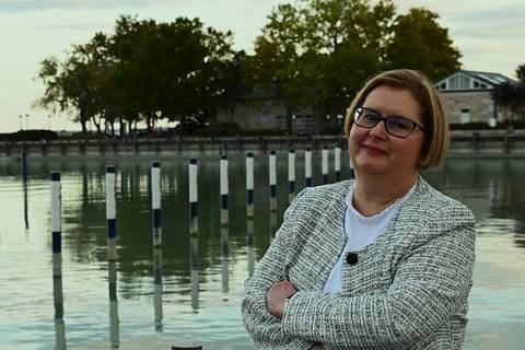 „A legendáknak általában van valamilyen valós magjuk” – Fábián Janka írónő Balatonfüred elfeledett történeteiről