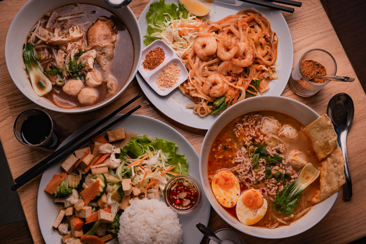 Szintet lépett a Margit körút kedvenc thai helye: megnyílt a tésztákra hangolt Yum Yum Noodles