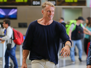 196 centi tömény férfi=Dolph Lundgren