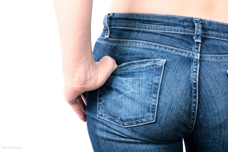 stockfresh 1534914 womans-jeans-backside sizeM