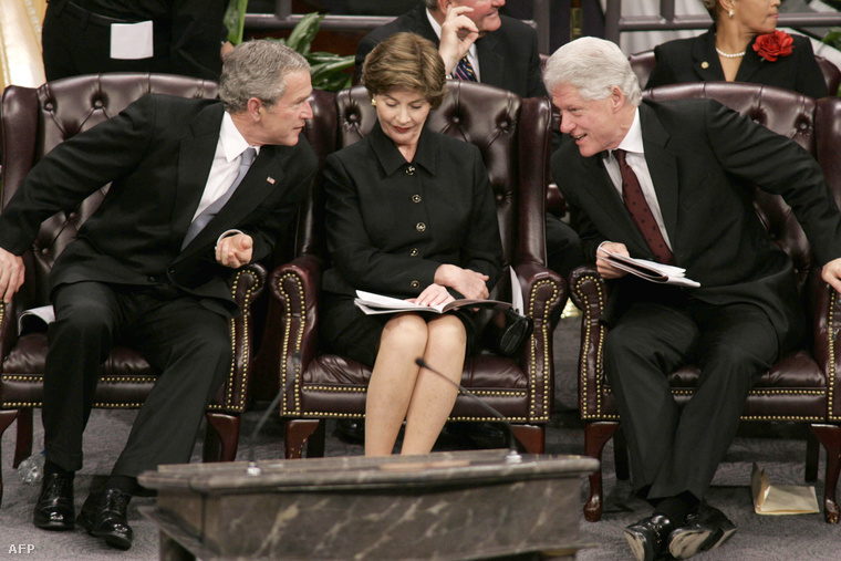 George W. Bush, Laura Bush és Bill Clinton