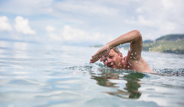 úszás a csípőízület betegségével fenyő vese ízületi kezelés