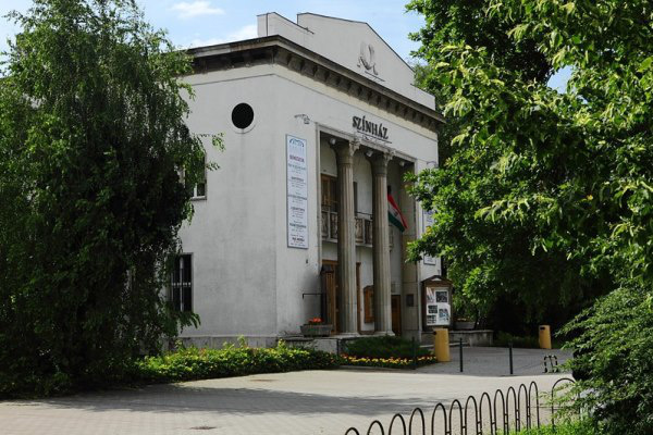 Dunaújvárosi Bartók Kamaraszínház