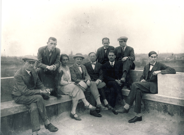 Bauhaus 4 Mesterek és magyarok a Bauhaus tetején