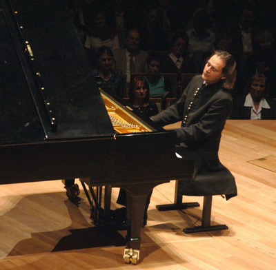 Bogányi Gergely