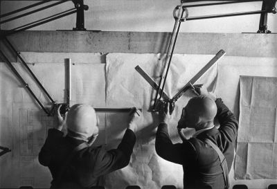 Emmanuel: Gáztámadás egy tervezőstúdióban (1930-as éve vége)