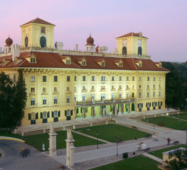 Esterházy-kastély, Eisenstadt, Kismarton