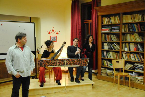 Mezítlábas Opera