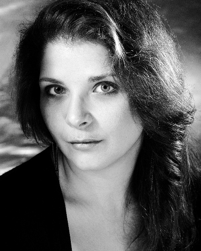 Herczenik Anna