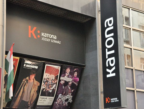 A Katona József Színház épülete
