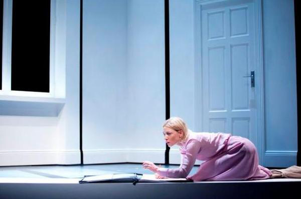 Nagy és kicsi - Cate Blanchett - Sydney Theatre Company