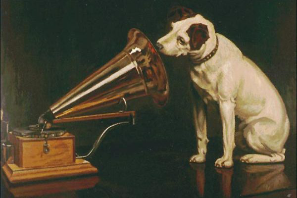 Nipper kutya gramofonnal