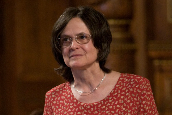 Katona Anikó kapta 2012-ben a Komor Vilmos-emlékplakettet - Magyar Állami Operaház