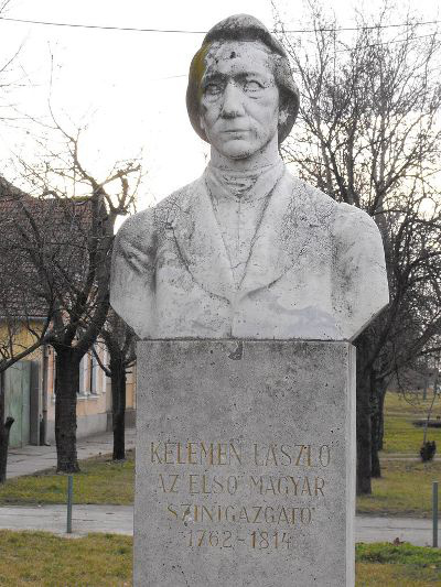 Kelemen László szobra Csanádpalotán