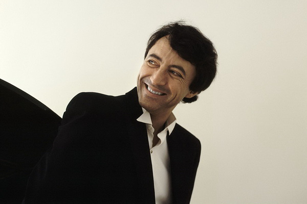 Jean-Efflam Bavouzet