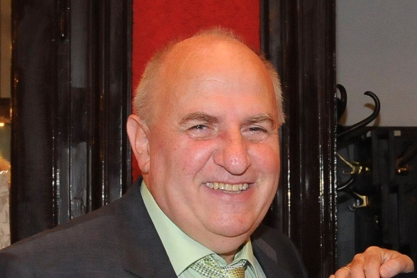 dr. Gyimesi László