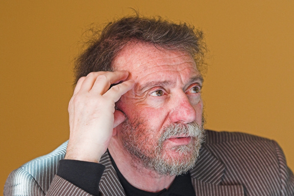Valló Péter