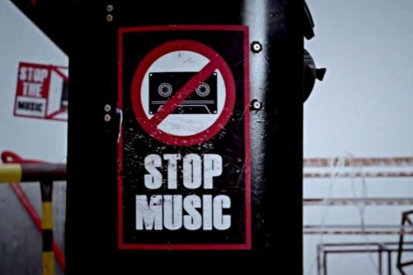 Stop music