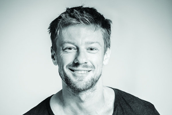 Száraz Dénes