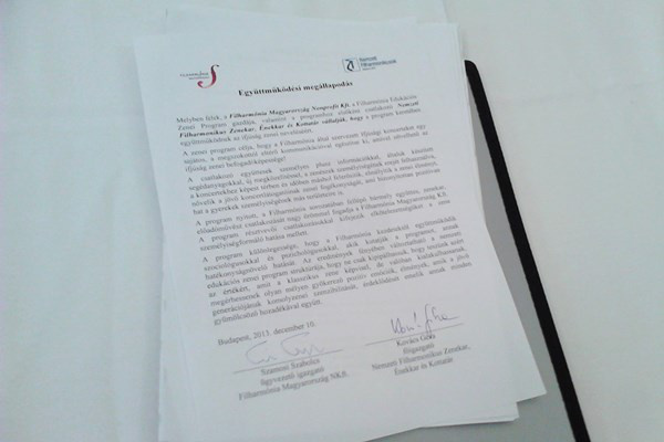 A Filharmónia Magyarország Nonprofit Kft. és a Nemzeti Filharmonikus Zenekar, Énekkar és Kottatár között létrejött együttműködési megállapodás aláírt példánya