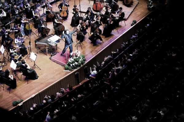 A Pannon Filharmonikusok és Bogányi Tibor