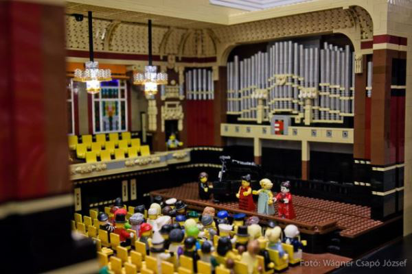 Zeneakadémia LEGO-ból - Liszt-kukacok Akadémiája