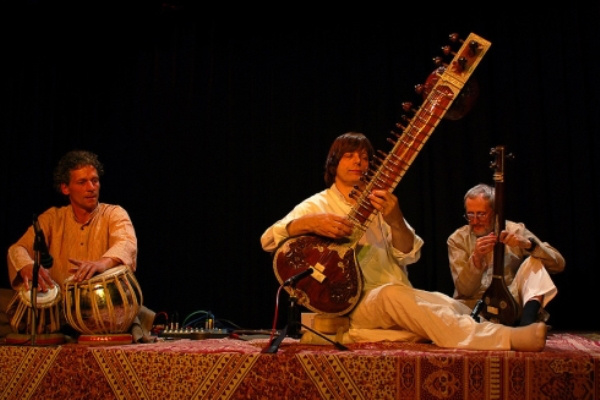 Calcutta trió