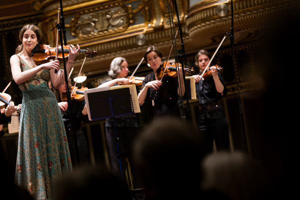 Vilde Frang és az Amsterdam Sinfonietta