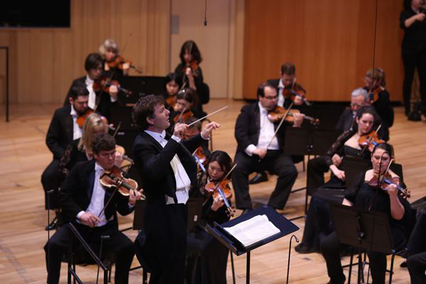 Timothy Redmond és a Concerto Budapest