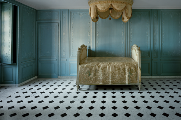 Robert Polidori műve Marie Antoinette ágya alapján, 2006.