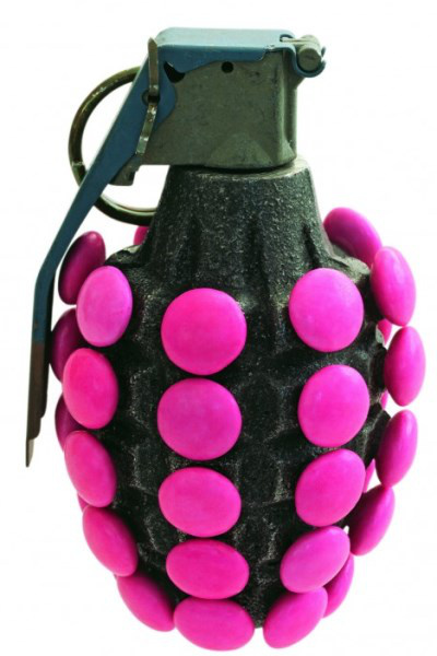 Kata Legrady: Pineapple pink