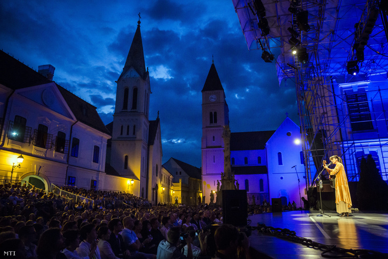 Katie Melua grúz származású brit énekesnő koncertje VeszprémFesten 2014. július 16-án.