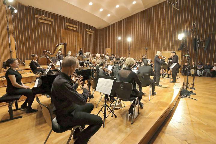 A Syrian Expat Philharmonic Orchestra koncertje